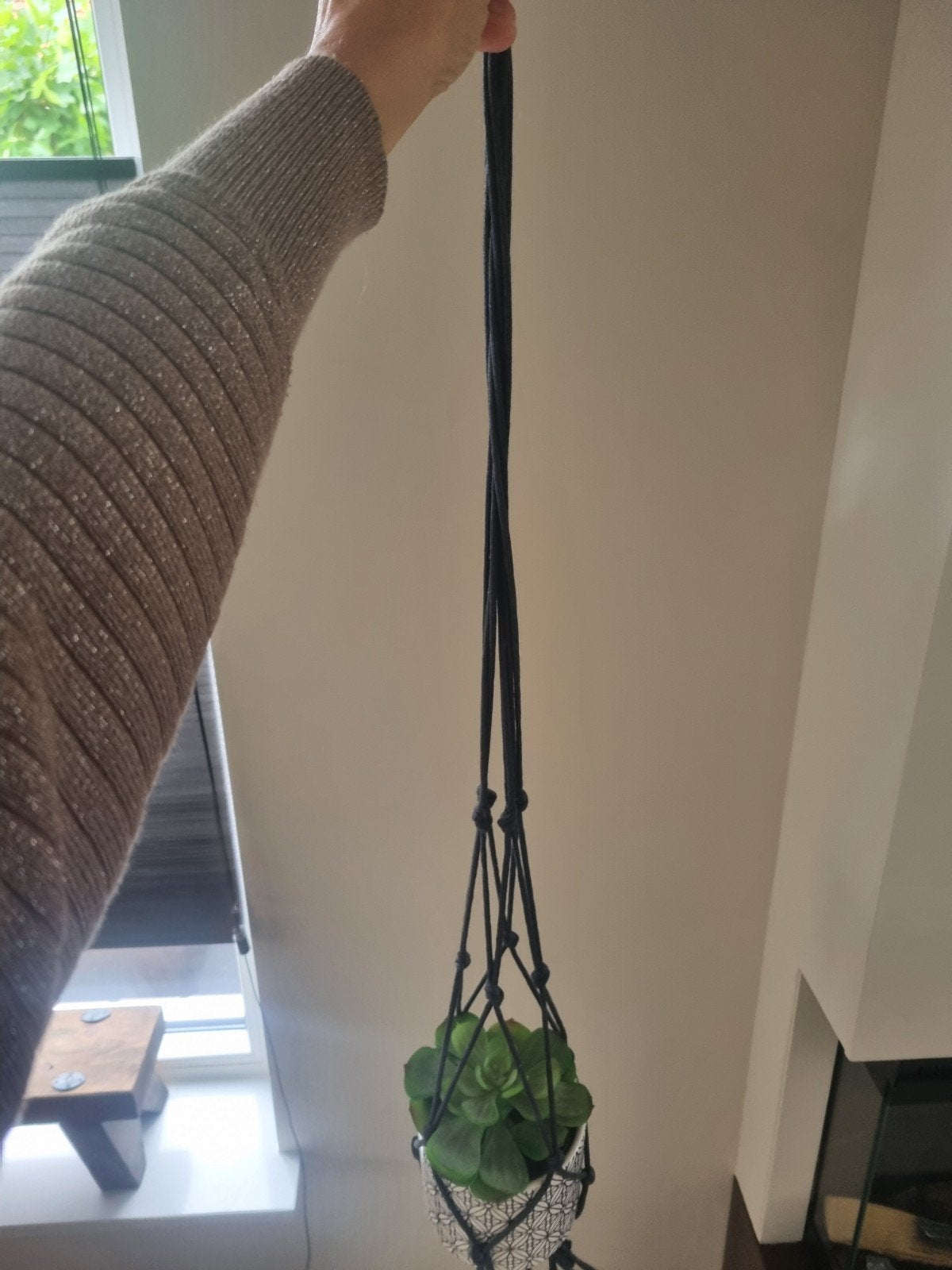 Macramé plantenhangers 2 stuks (zwart en groen), Tuin en Terras, Overige materialen, Binnen, Ophalen of Verzenden, Zo goed als nieuw