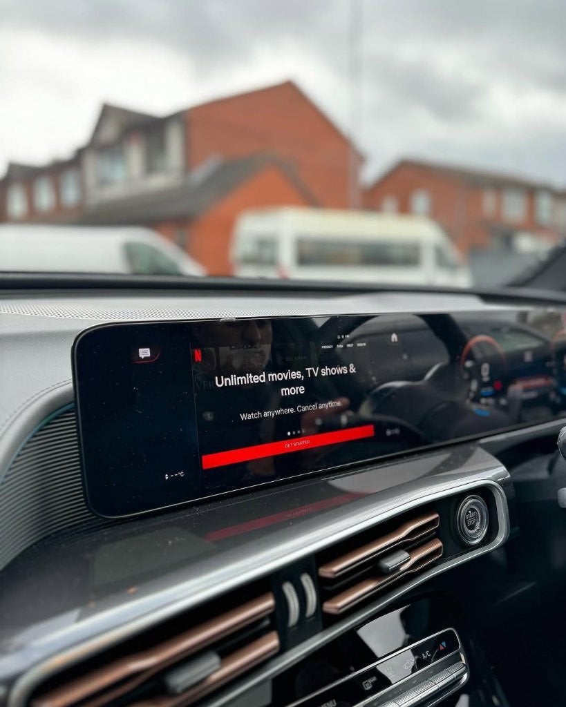 Netflix & Youtube Carplay/Android AI-Box, Auto diversen, Auto-accessoires, Nieuw, Ophalen of Verzenden