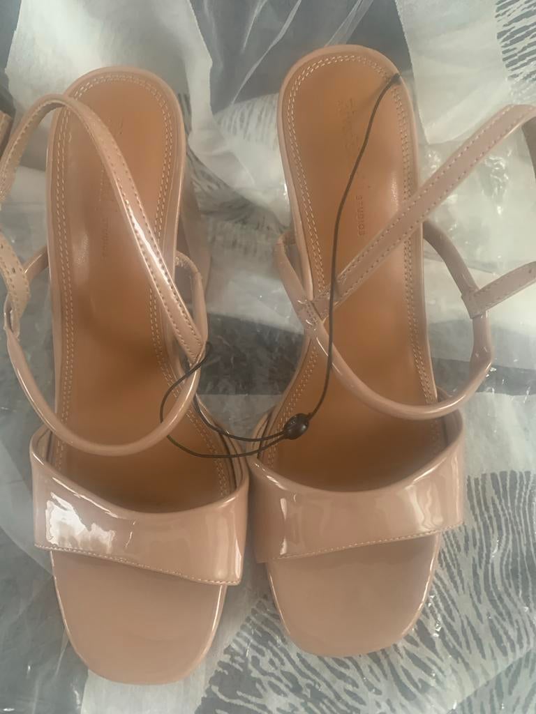 Mooi river land hakken voor dames maat 37, Ophalen of Verzenden, Nieuw, Beige, Pumps