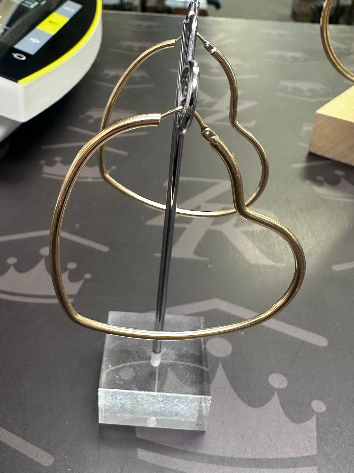 Gouden Hartvormige Oorbellen - 2.67g - Nieuw, Sieraden, Tassen en Uiterlijk, Oorbellen, Ophalen of Verzenden, Nieuw, Goud, Hangers