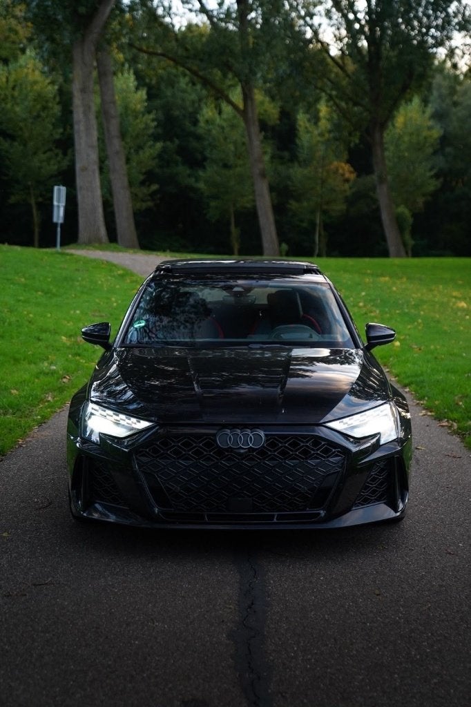 Audi RS3 Huren KM Vrij, Ophalen
