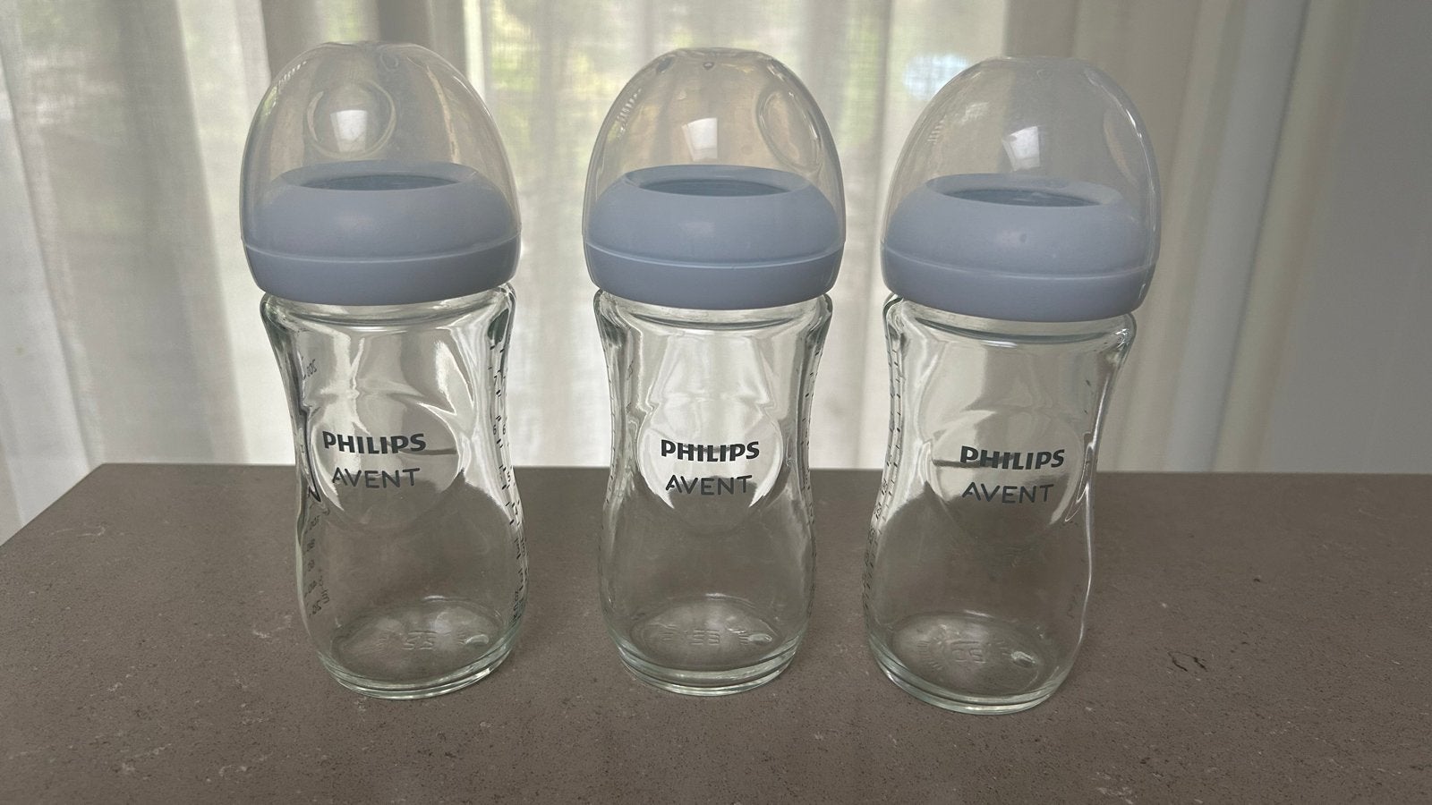Philips Avent glazen babyflessen met hoezen (3 stuks), Zo goed als nieuw, Babyfles, BPA-vrij, Philips Avent
