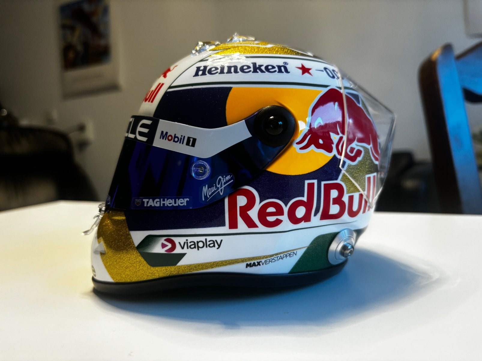 Schuberth 1:4 Red Bull Verstappen Brazil GP Helmet 2025, Ophalen of Verzenden, Zo goed als nieuw, Bburago