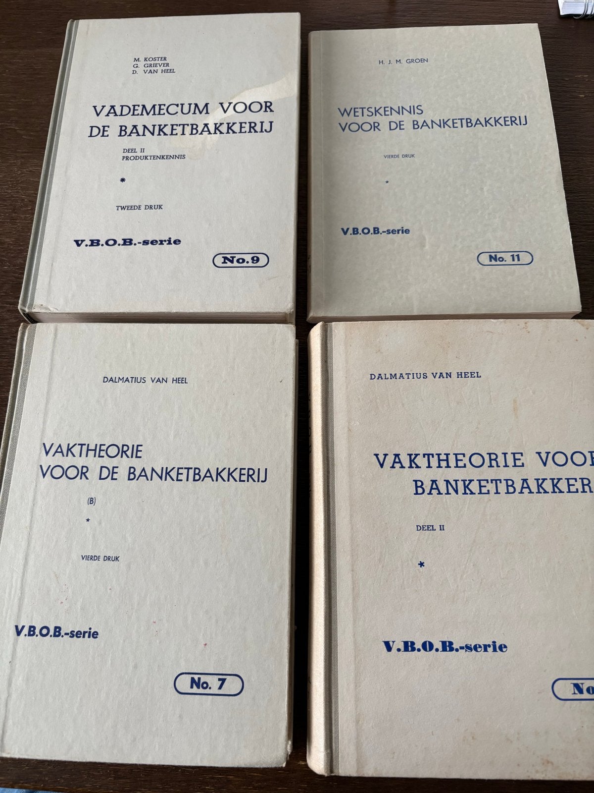 4 VBOB Opleidingsboeken voor de Banketbakkerij, Ophalen of Verzenden, Gelezen, MBO