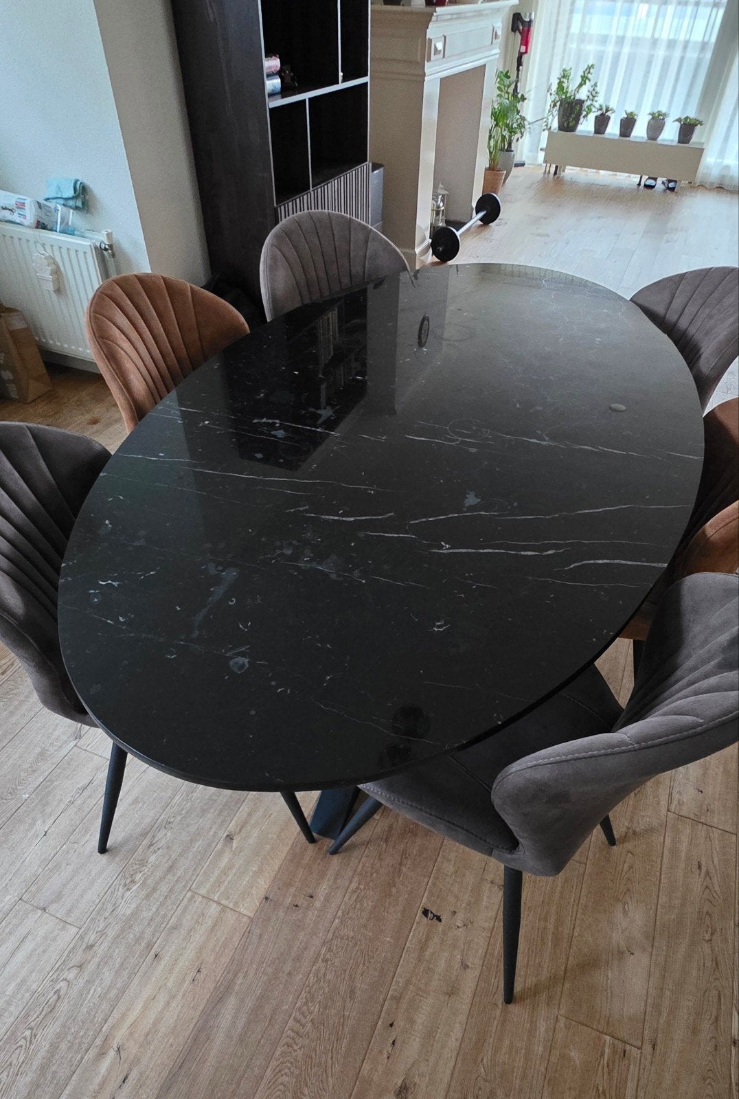 Mooie ovale marmeren eettafel – 200 x 110 cm, Huis en Inrichting, Ophalen, Gebruikt, Modern, industrieel, 100 tot 150 cm