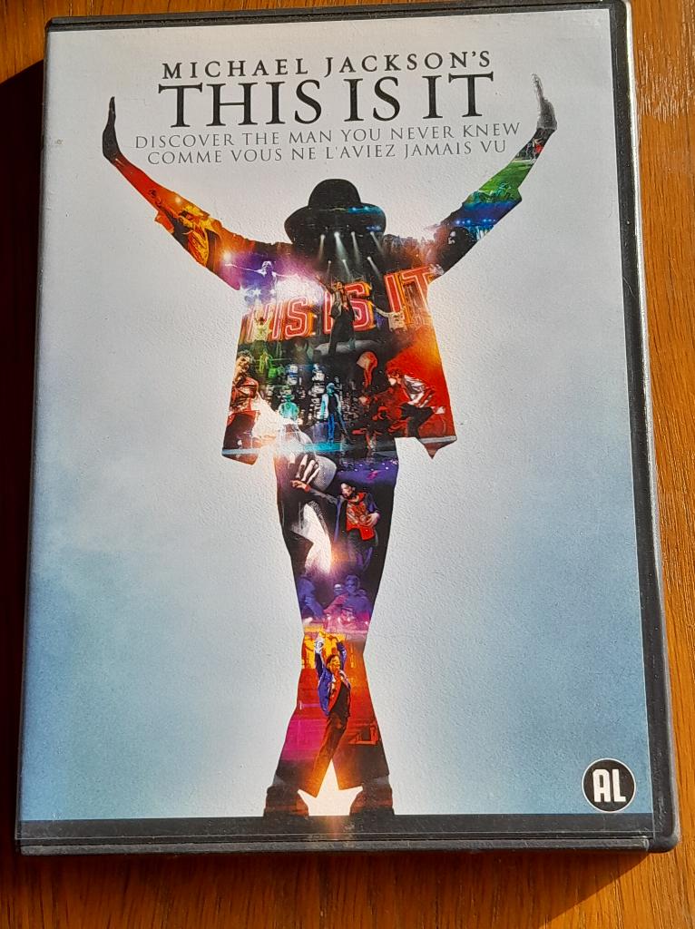 Michael Jackson this is it 2 disc limited edition dvd zgan, Cd's en Dvd's, Dvd's | Muziek en Concerten, Zo goed als nieuw, Alle leeftijden