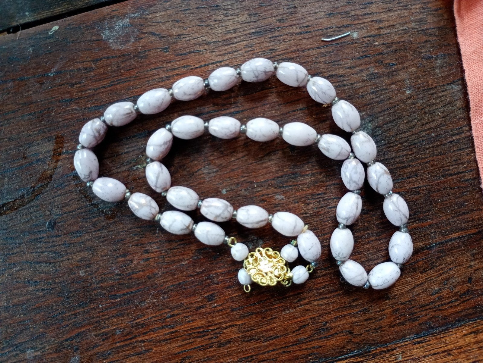 korte vintage ketting edelstenen, Ophalen, Zo goed als nieuw, Steen of Mineraal, Roze