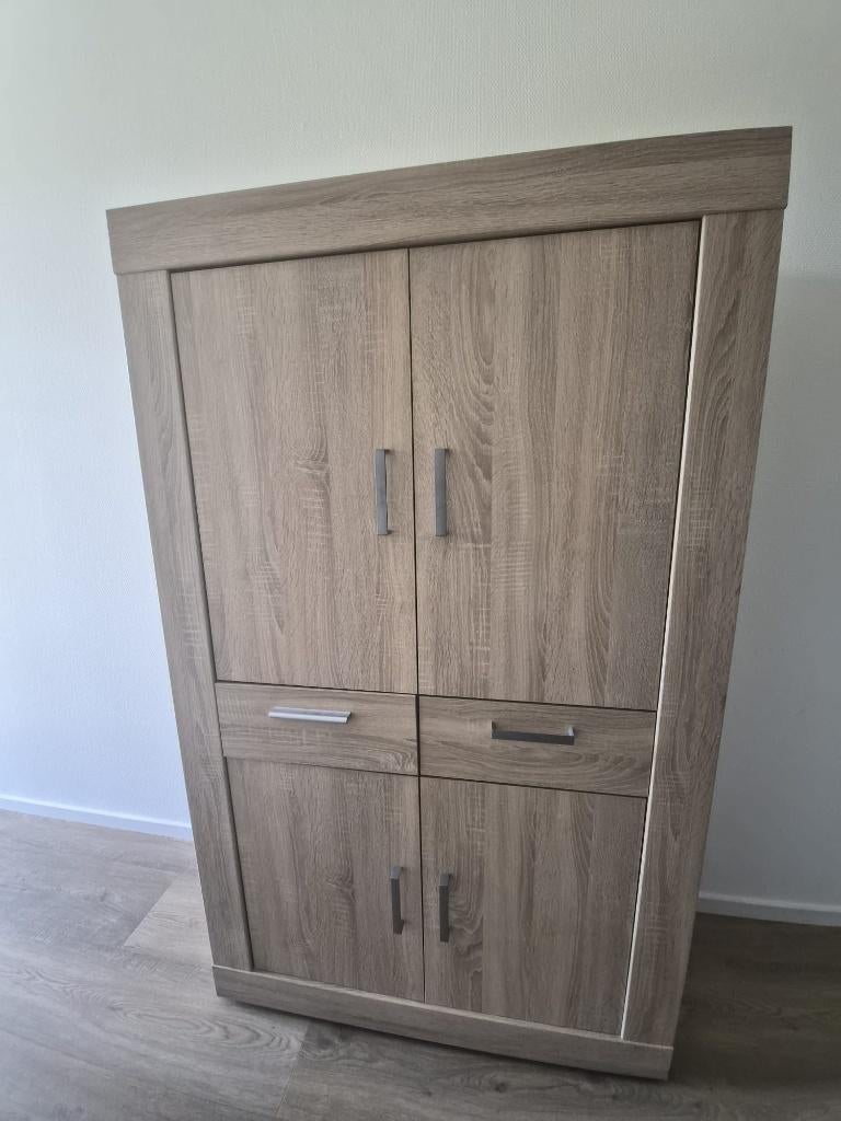 Mooie kast en tv-meubel, Ophalen, Overige materialen, 100 tot 150 cm, Moderne eikenlook / licht houtlook meubels