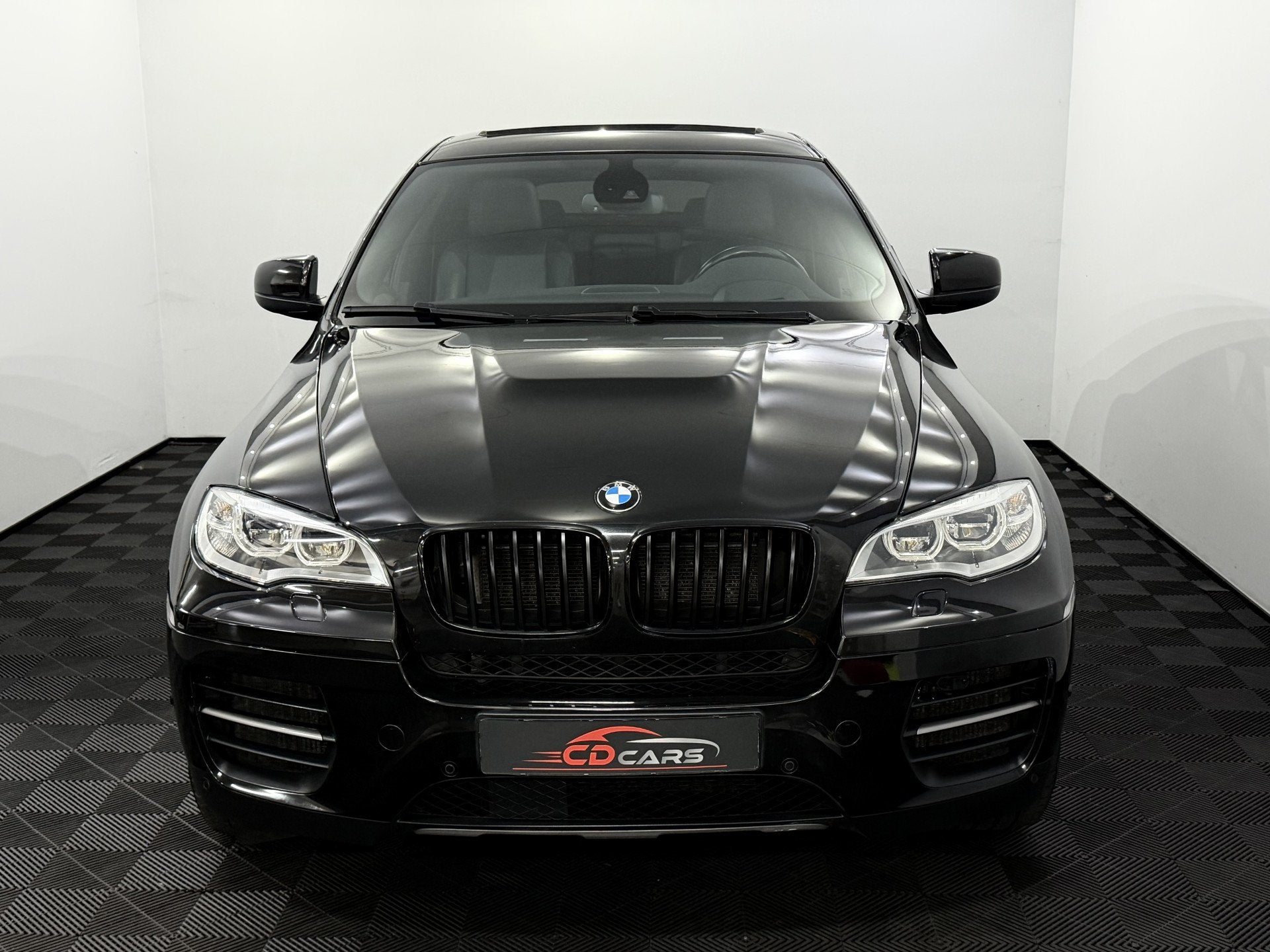 BMW X6 M50d Schuifdak, Leder, Camera, Navi, Elektrische acht, Auto's, BMW, Euro 5, Gebruikt, 2993 cc, Zwart