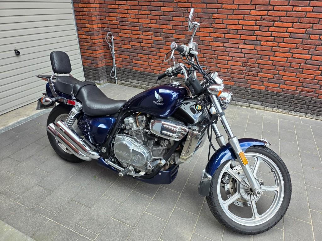 Honda Super Magna VF700C cruiser / Chopper–Goed onderhouden, Motoren, Occasion, 4 cilinders, Particulier, Meer dan 35 kW
