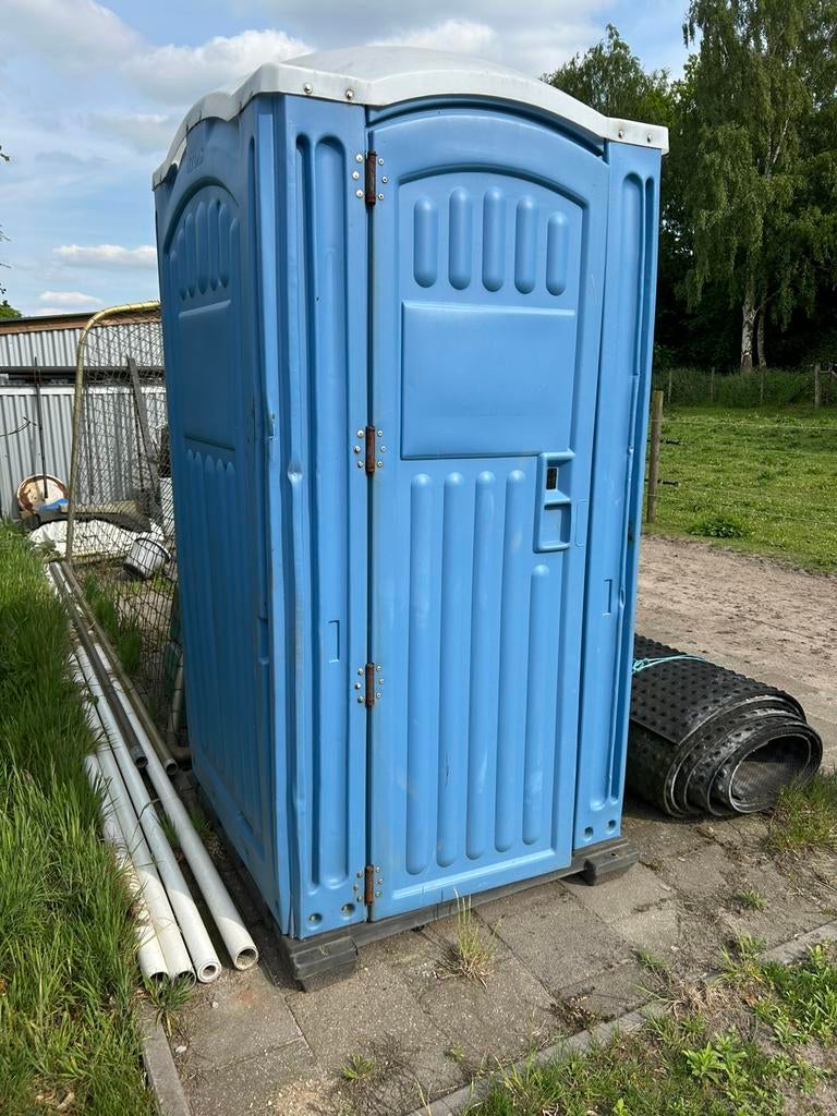 Dixi bouwtoillet, Ophalen, Zo goed als nieuw