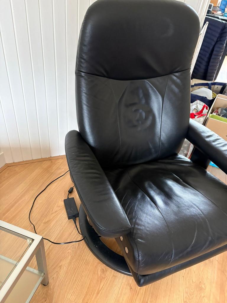 Stressless Relaxfauteuil Elektrisch Zwart Leer - Goede Kwali, Ophalen, Gebruikt, Leer, 75 tot 100 cm
