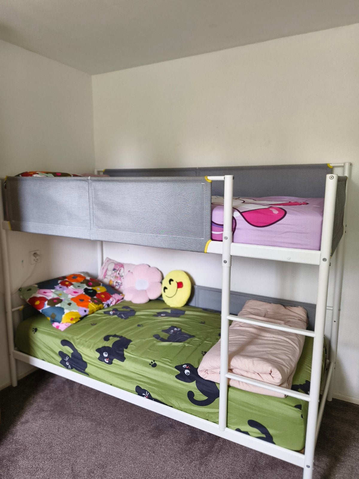 Ikea bunk bed with 2 free mattress, Ophalen, 90 cm, Eenpersoons, Wit