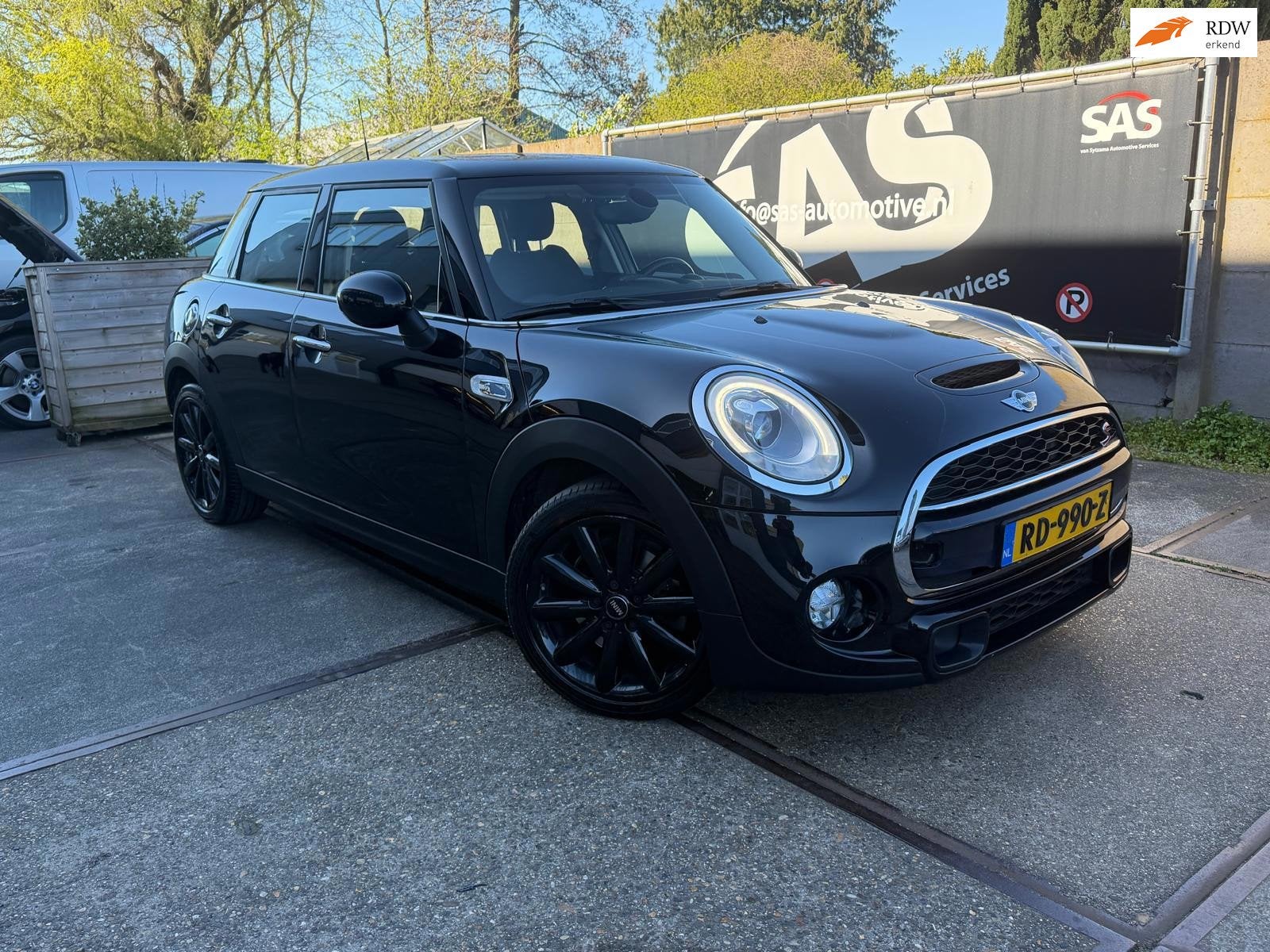 Mini Mini 2.0 Cooper S Chili Serious Business, Auto's, Mini, 1998 cc, Bluetooth, Gebruikt, Leder en Stof