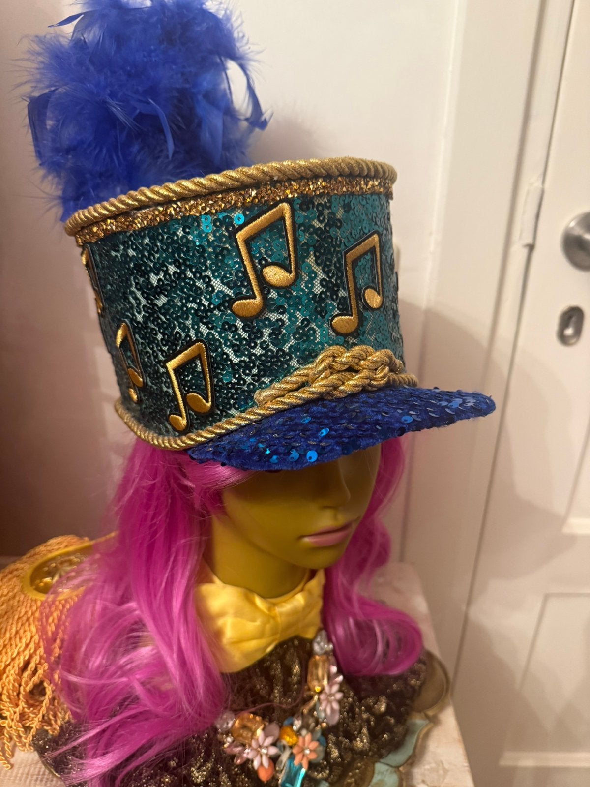 Festival/ carnaval glitter pet met muzieknoten, Ophalen of Verzenden, Zo goed als nieuw, Carnaval, Accessoires