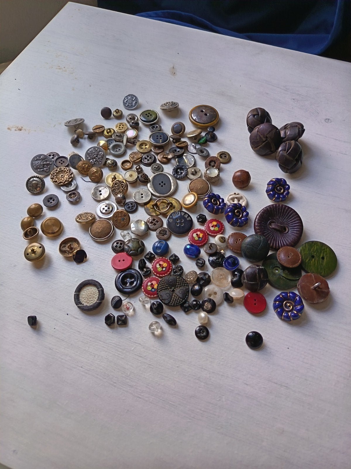 Diverse knopen: leer, gips, glas, messing en meer, Ophalen of Verzenden