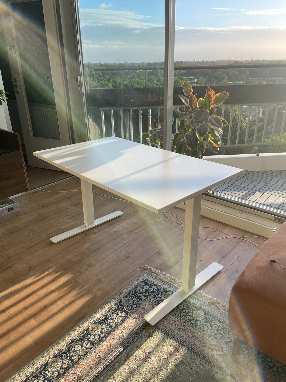 IKEA TROTTEN verstelbaar bureau, Ophalen, In hoogte verstelbaar, Zo goed als nieuw