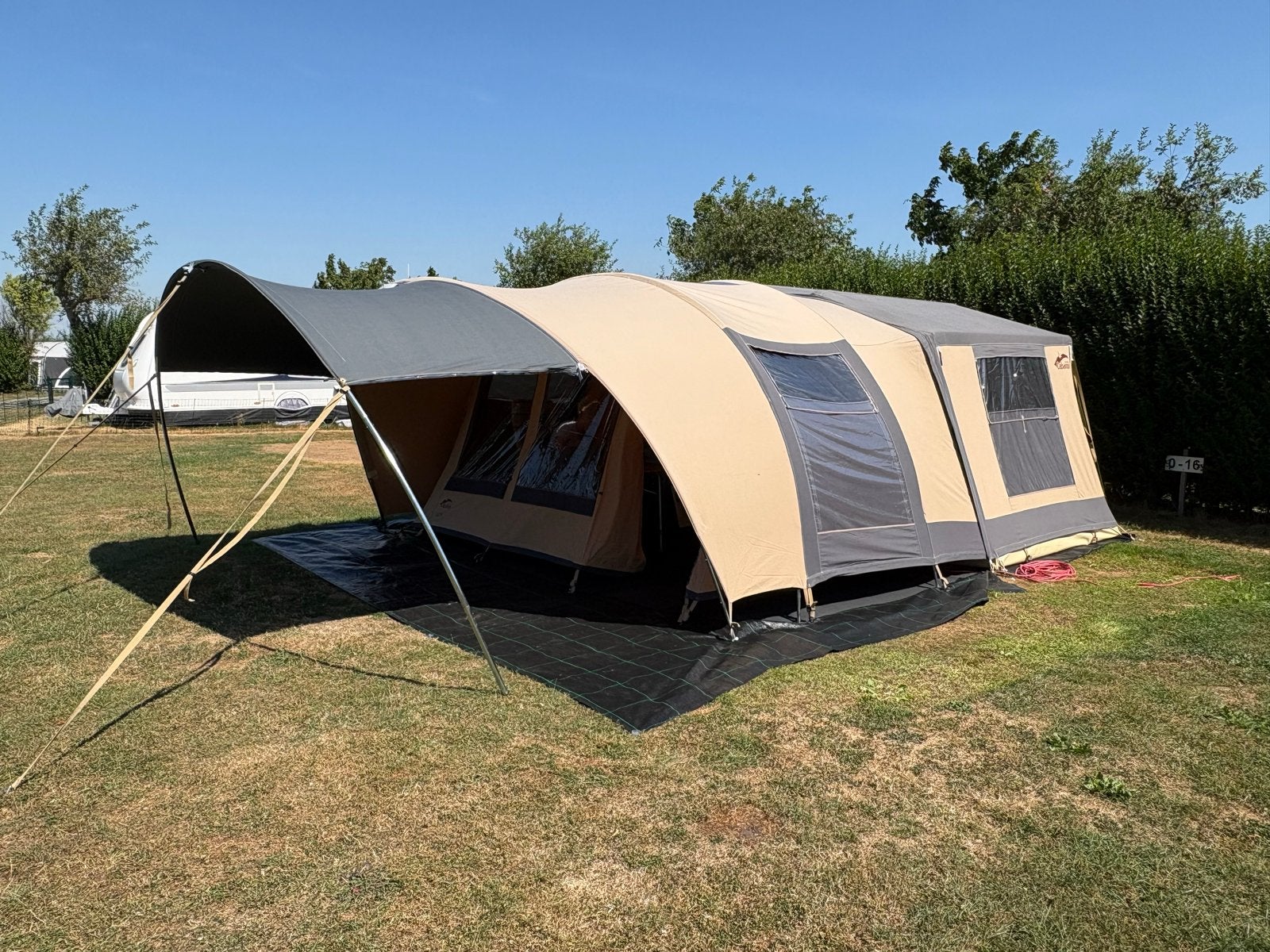 Cabanon Malawi 2.0 Basic EPS (2017), Caravans en Kamperen, Ophalen, Beige, Tot en met 2, Cabanon