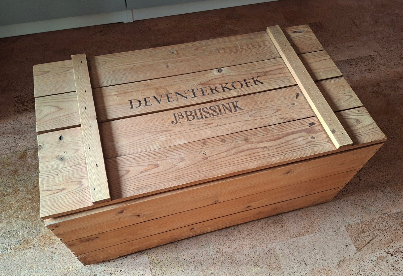 Houten kist 'Deventerkoek J.B. Bussink' - Opbergkist, Ophalen, Minder dan 50 cm, Gebruikt, 50 tot 100 cm