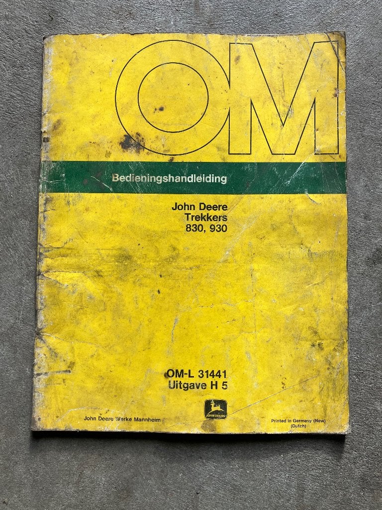 Te koop, gebruikershandleiding JD 830, 930, Gelezen, Ophalen of Verzenden, John Deere, Overige onderwerpen