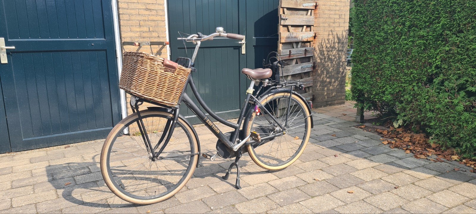 Te koop Cortina U4 zwart frame 50", Fietsen en Brommers, Ophalen of Verzenden, Zo goed als nieuw, Terugtraprem