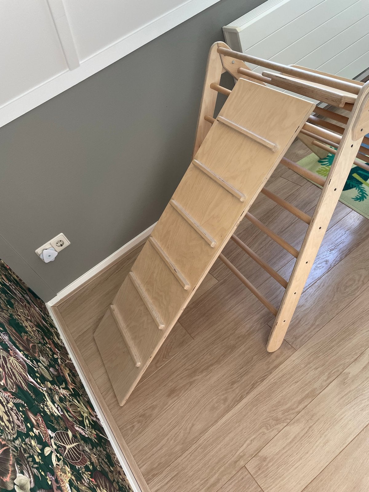 Houten klimdriehoek met glijbaan en trap voor kinderen, Ophalen, Zo goed als nieuw, Glijbaan