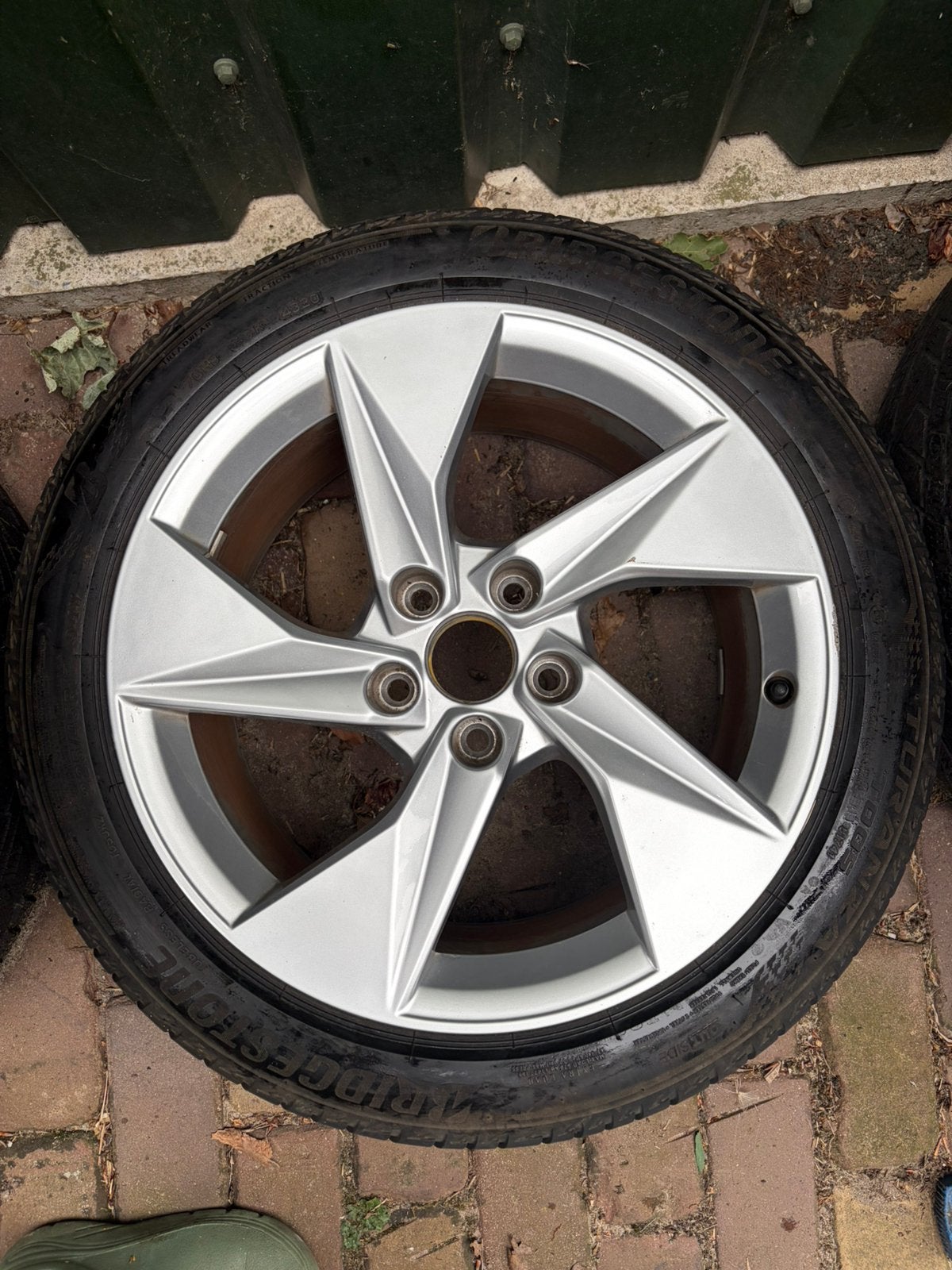 Audi velgen en banden, Auto-onderdelen, Banden en Velgen, Ophalen, Banden en Velgen, 17 inch, Zomerbanden