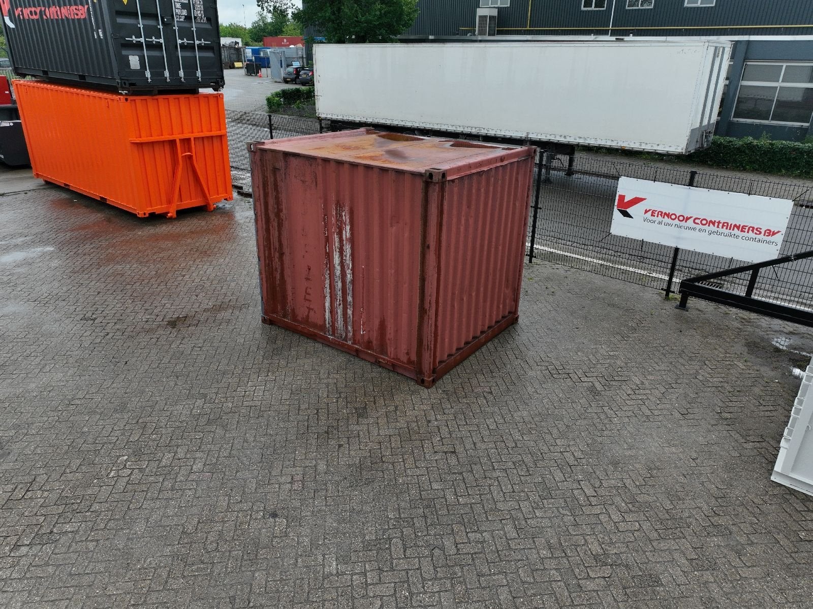 VERNOOY 10FT 850000 OPSLAG (WIND EN WATERDICHT), Dave Vernooij, Info@vernooy.nl, Kellensedwarsweg 9
4004JC  Tiel, NL