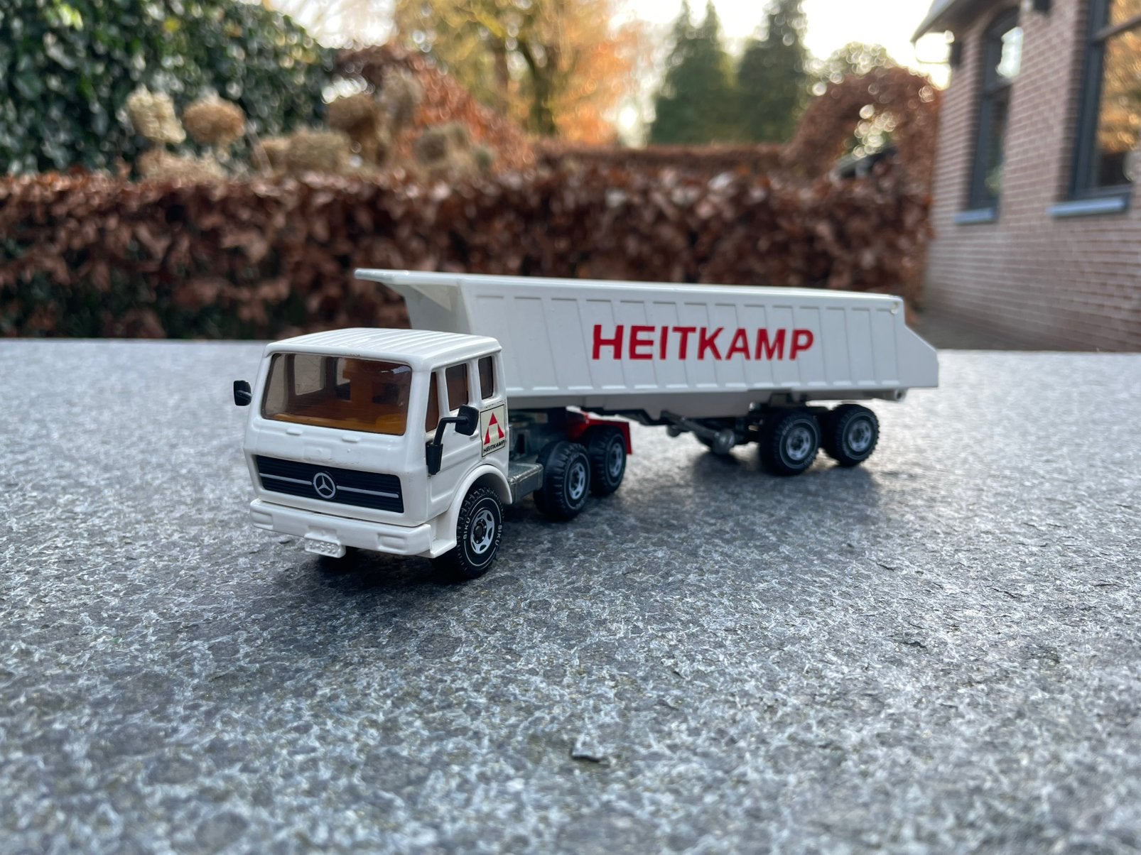Siku 2919 - Mercedes 2232 kiepauto Heitkamp, Ophalen of Verzenden, Nieuw, Bus of Vrachtwagen, SIKU