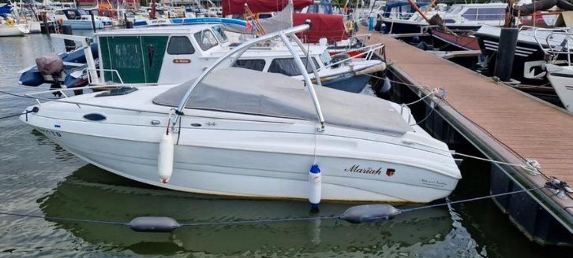 Nette&Snelle Mariah 216 Sport Speedboot inruil auto kan, Watersport en Boten, Ophalen of Verzenden, Polyester, Benzine, Binnenboordmotor