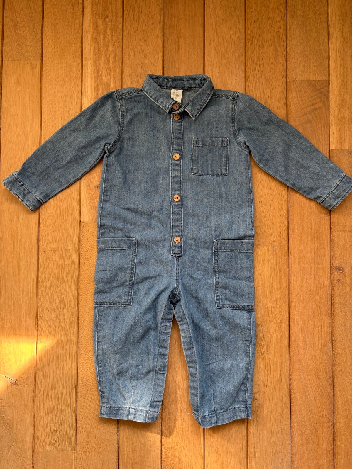 H&M spijkeroverall maat 86 met handige drukknoopjes, Kinderen en Baby's, Ophalen, Zo goed als nieuw, Jongetje of Meisje, Pakje