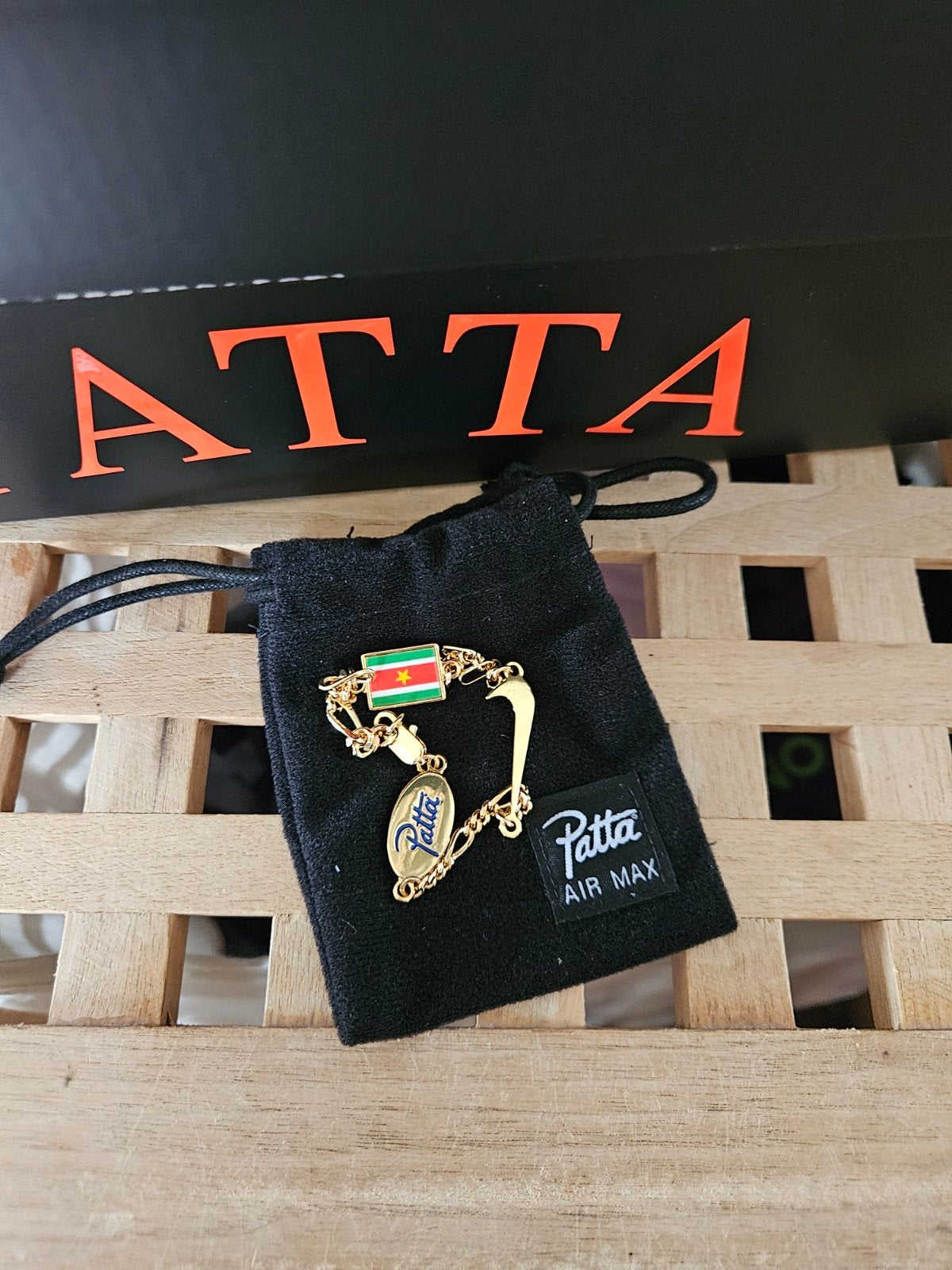 Nike air Max Patta armband, Ophalen of Verzenden, Nieuw, Overige kleuren