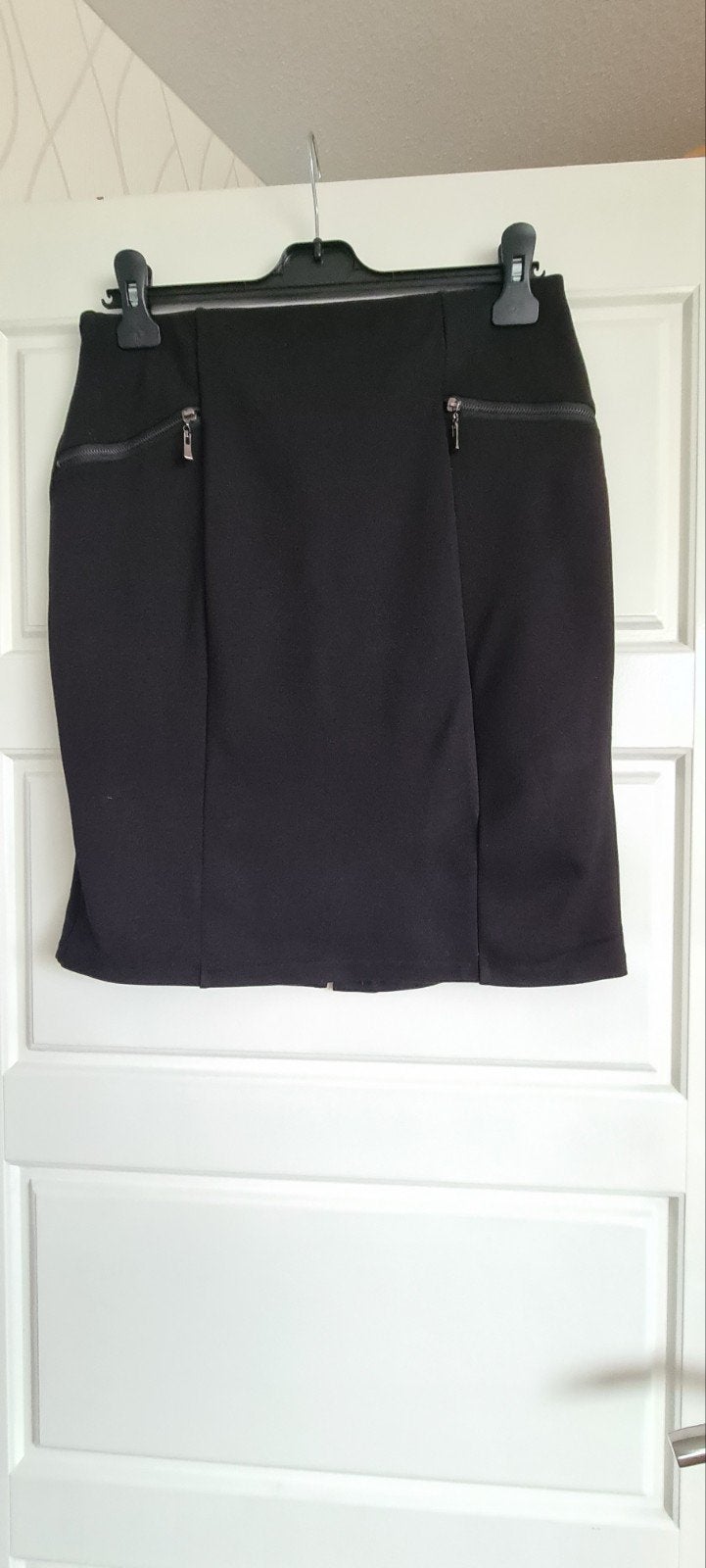 Te koop zwart dames rokje, merk D Jeans maat 10 (is maat M)., Zwart, Ophalen of Verzenden, Zo goed als nieuw, Boven de knie
