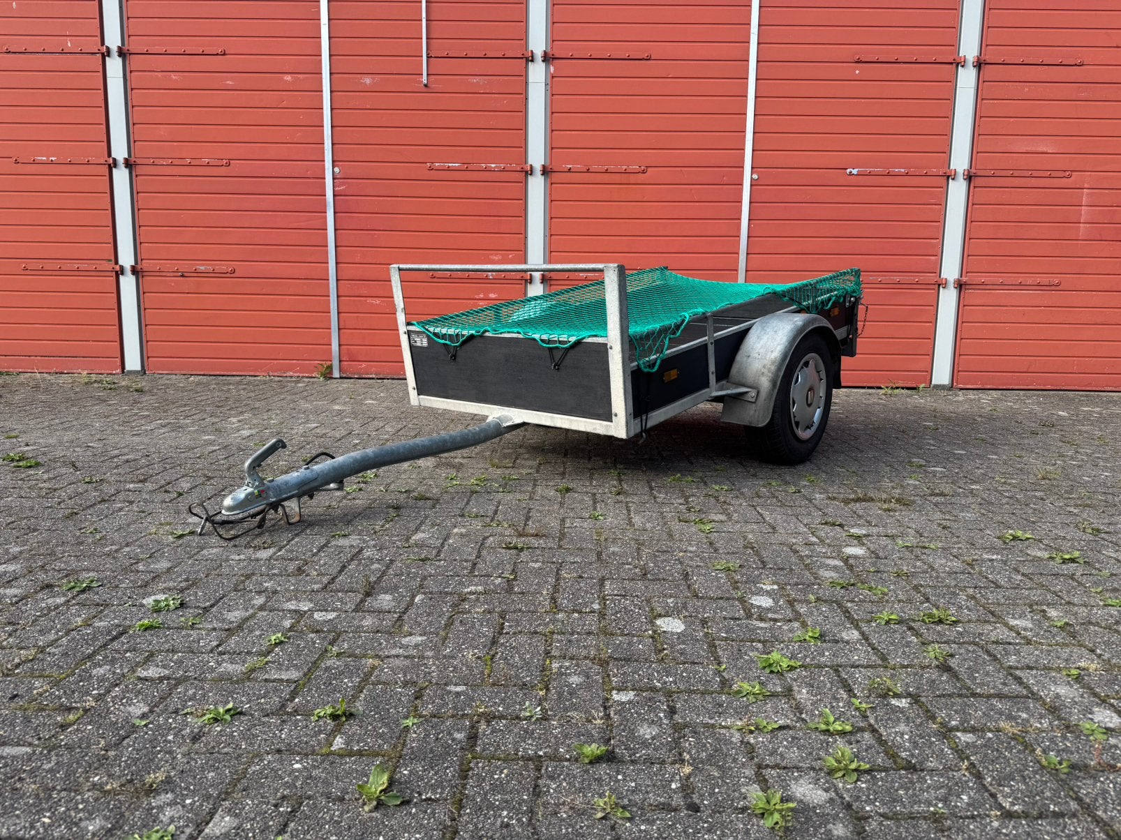 Nette aanhanger, Ophalen, Zo goed als nieuw
