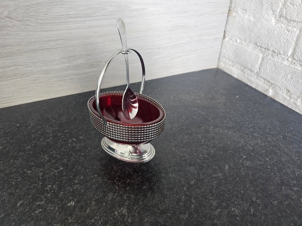 Rood glazen schaaltje met lepel in houder, Ophalen of Verzenden