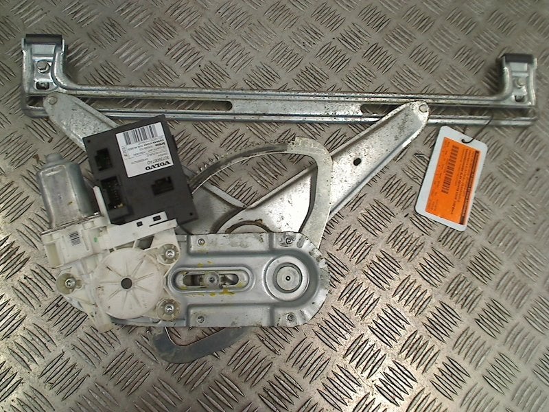Raammechaniek Elek Rechts Voor + MOTOR V50 (MW) 2007, Gebruikt, Siegburger Straße 229, Köln 50679, , Duitsland, Info@volvocars.com