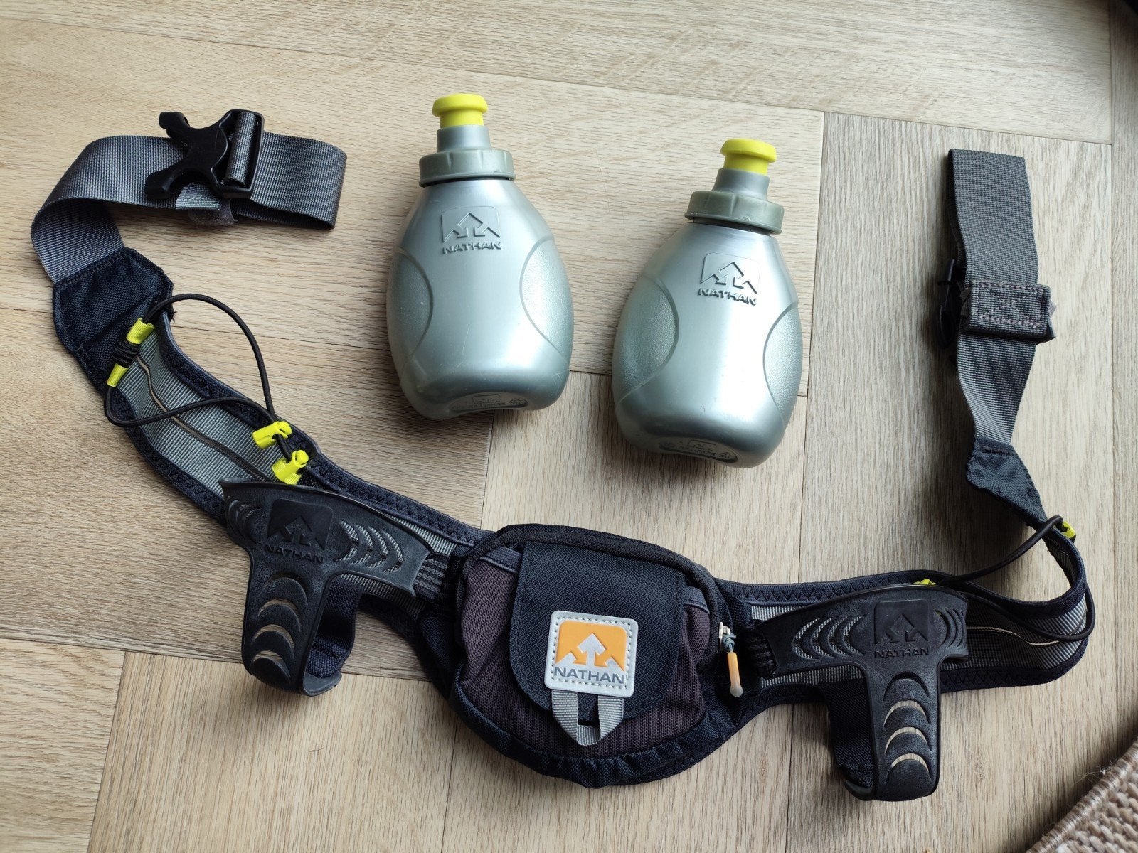 Nathan hardloop heupgordel met 2 bidons, Overige merken, Gebruikt, Overige typen, Ophalen of Verzenden