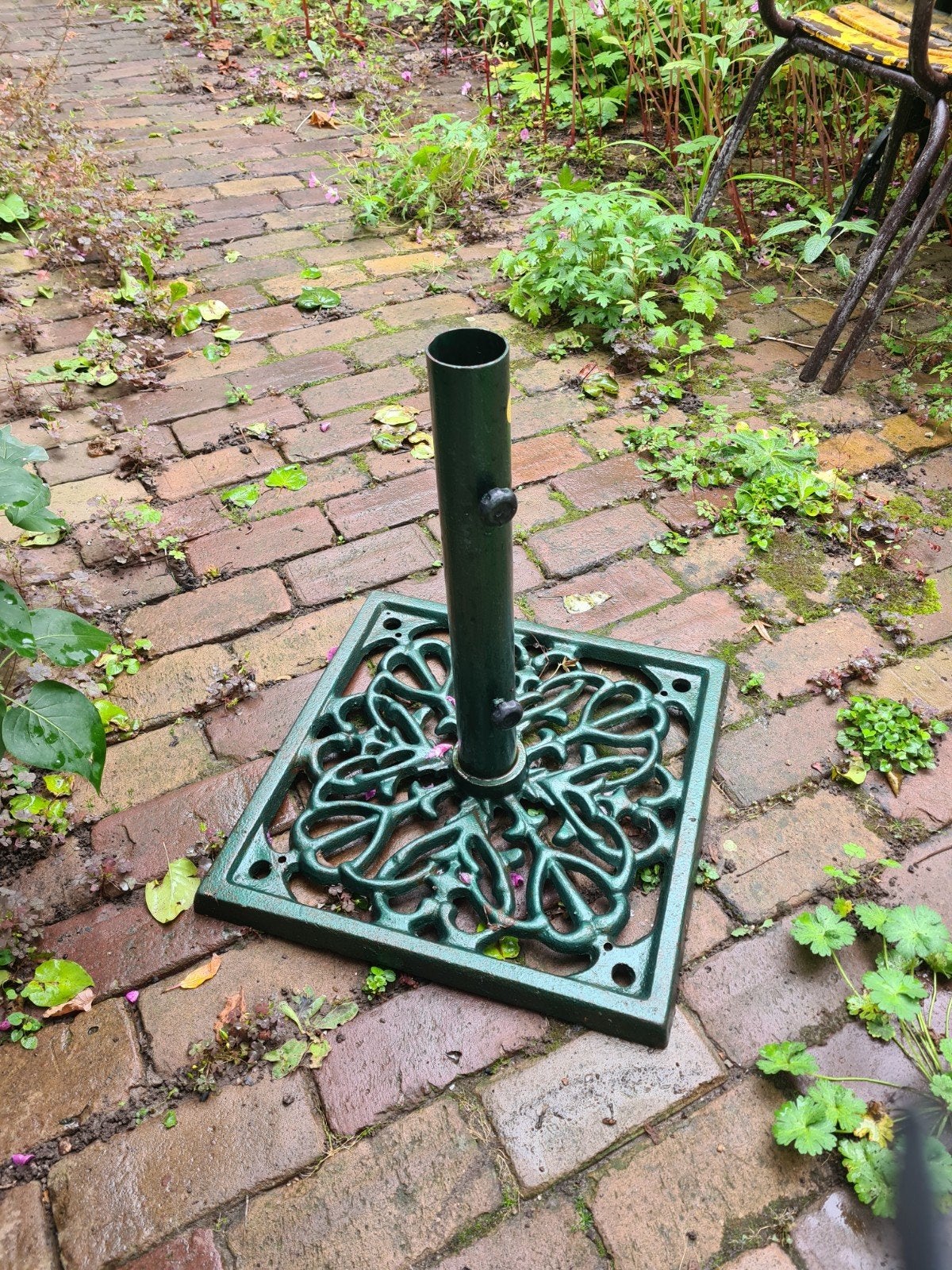 Parasolvoet 44x44 cm - Groen metaal zwaar vintage, Tuin en Terras, Ophalen, Gebruikt, Minder dan 1 meter, Parasolvoet