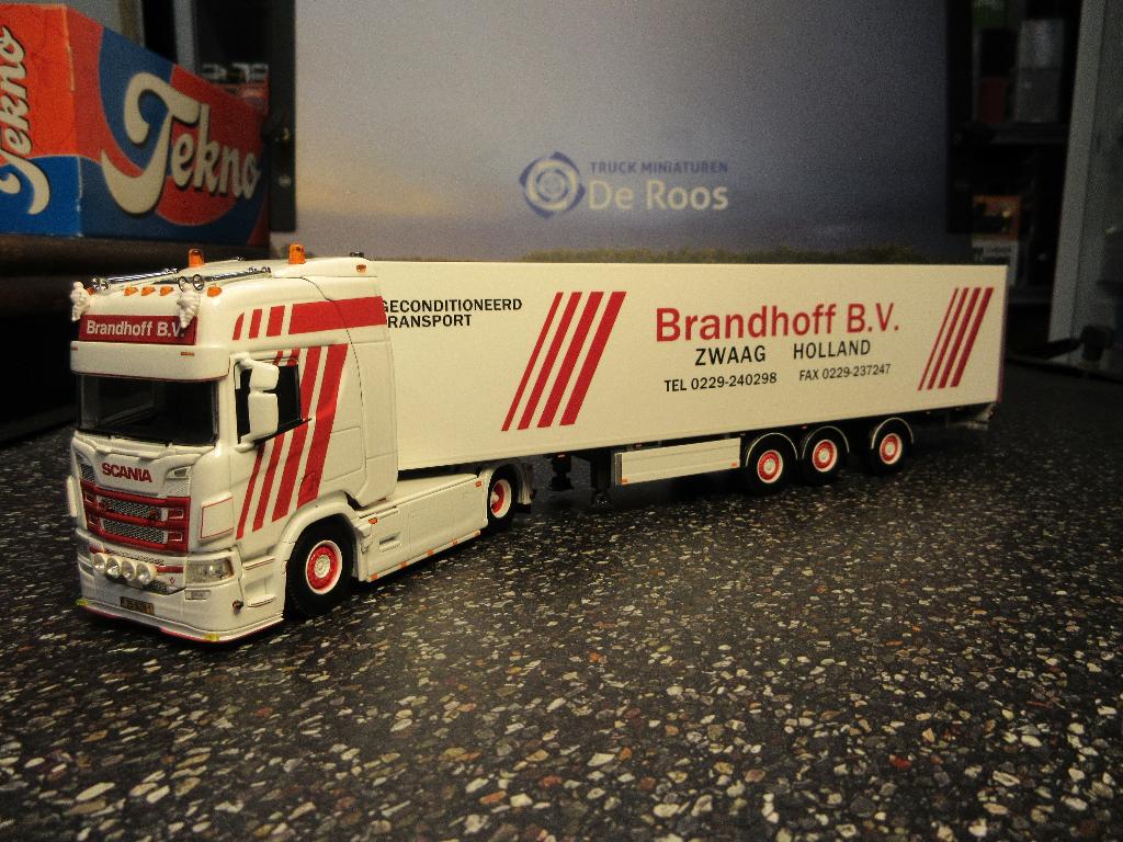 WSI Scania Brandhoff Transport met certificaat, Ophalen of Verzenden, Nieuw, Bus of Vrachtwagen, Wsi