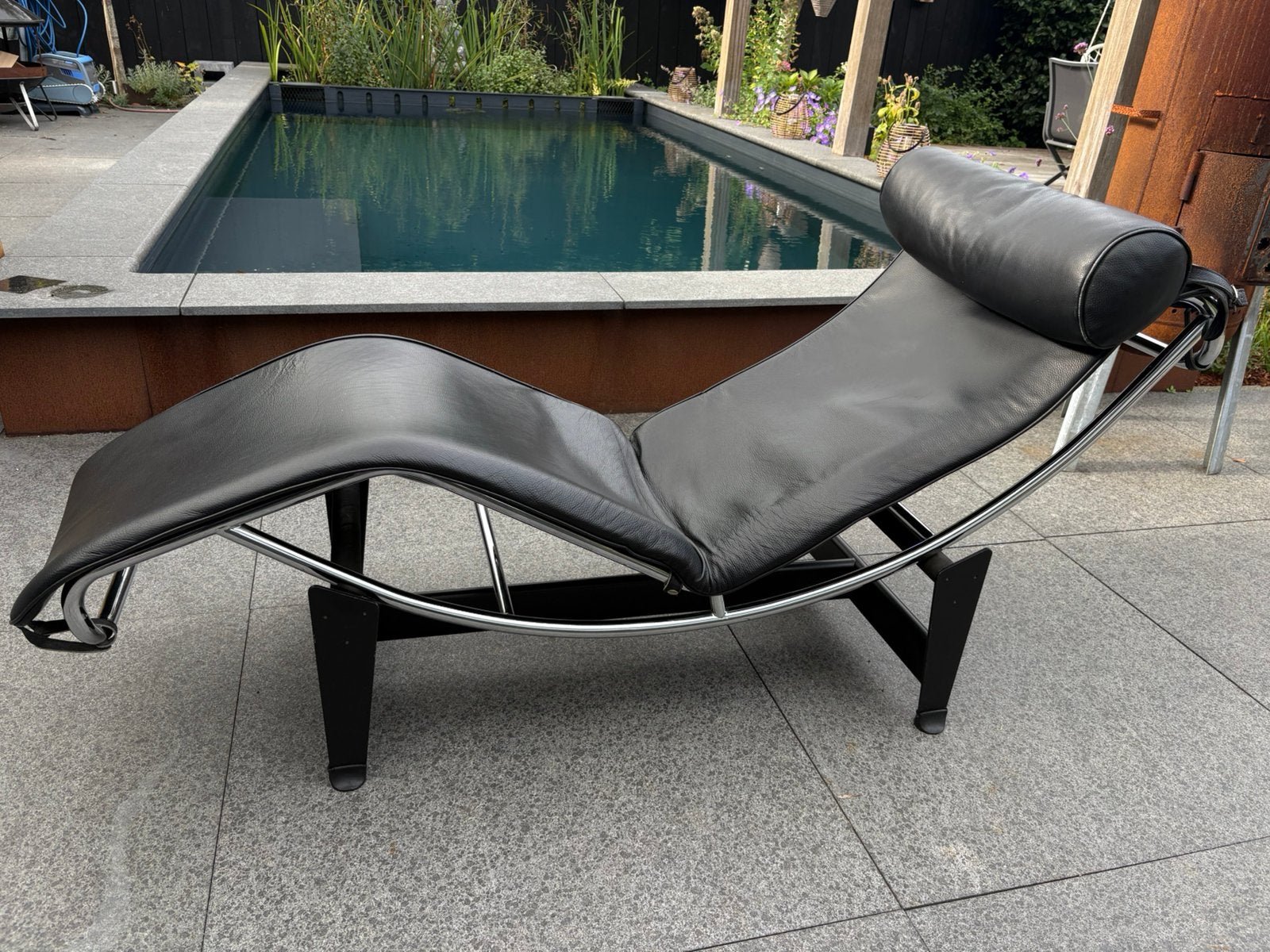 LC4 Le Corbusier replica chaise longue - zwart leer, Ophalen, Gebruikt, Eenpersoons, Leer