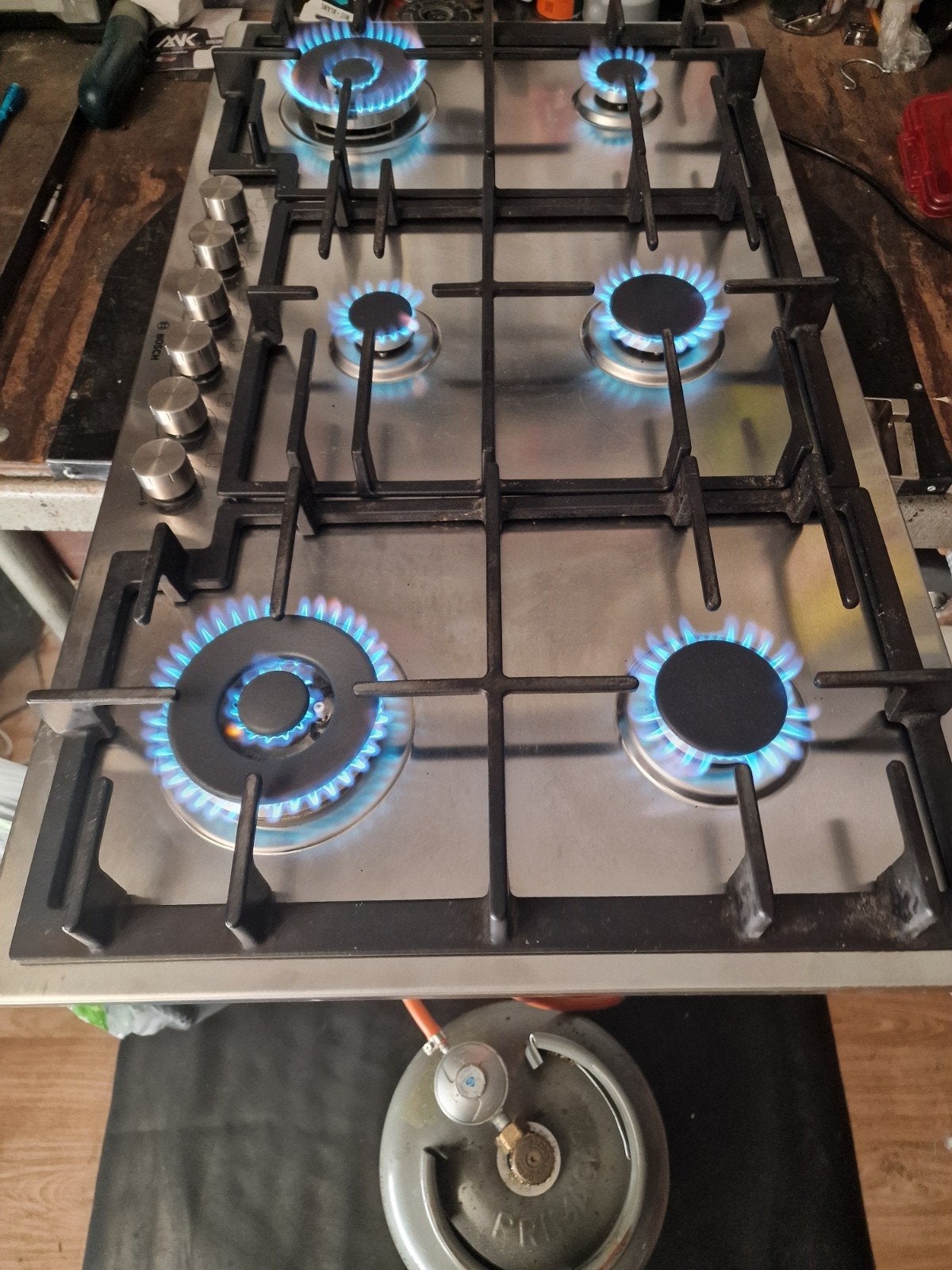 Gaskookplaat BOSCH Met Dubbel Wok op Butaan Propaan Gasfles, Zo goed als nieuw, Inbouw, Gas, 4 kookzones