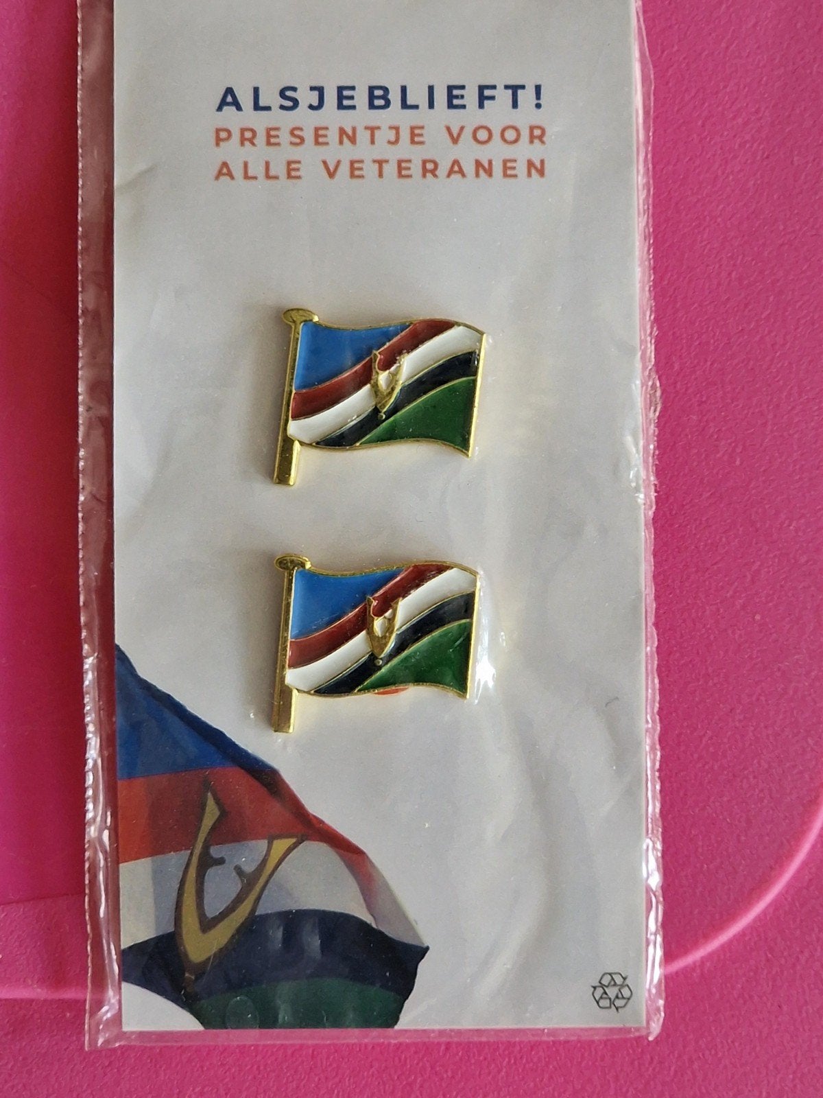 veteranen pins, Ophalen of Verzenden, Zo goed als nieuw, Speldje of Pin