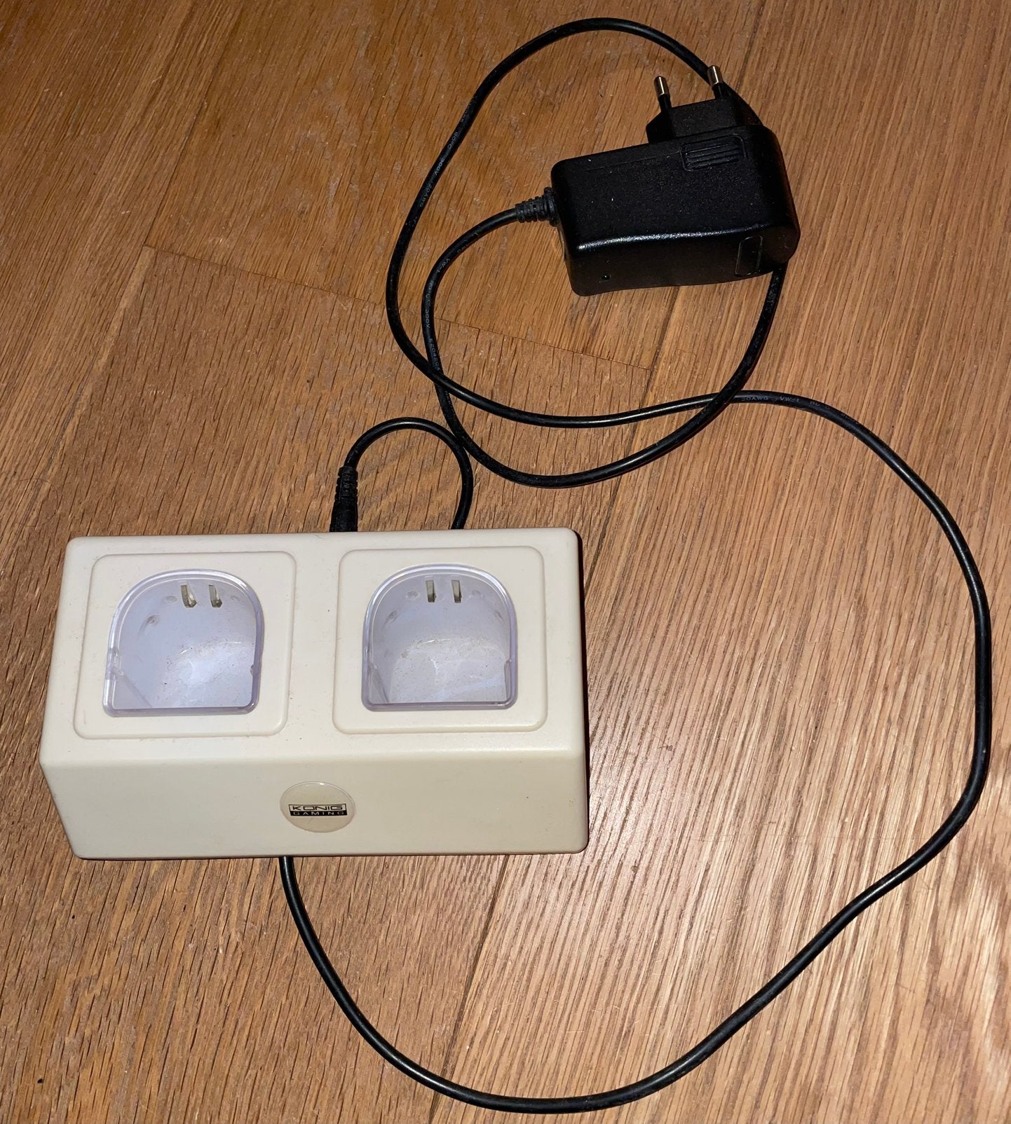 Dubbele Oplaadstation met Adapter Nintendo Wii, Spelcomputers en Games, Ophalen of Verzenden, Zo goed als nieuw