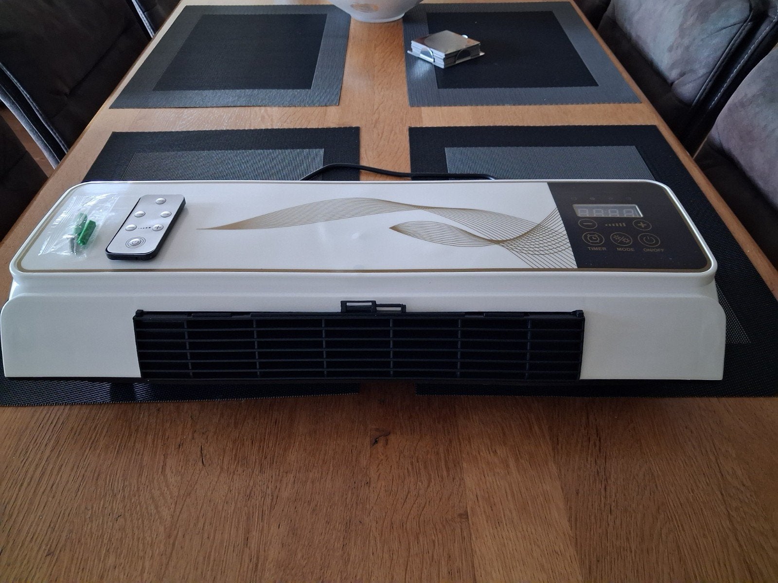 ElectroMax Wandverwarming LX-333 - 1800W met afstandsbed., Witgoed en Apparatuur, Ophalen, Verwarmen, Minder dan 60 m³, Nieuw