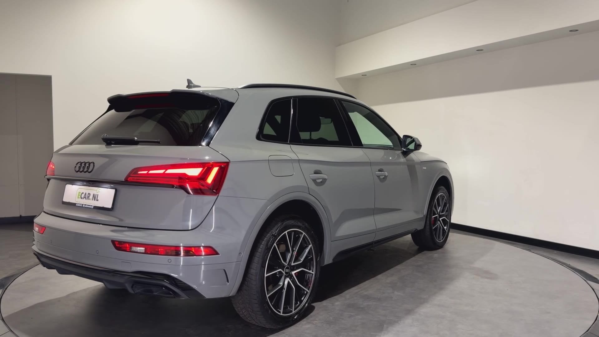 Audi Q5 50 TFSI e S edition | Panoramadak | B&O | Matrix LED, Auto's, Gebruikt, 4 cilinders, Leder en Stof, Bedrijf