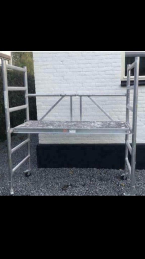 Kamer steiger te huur € 15,- per week huren steiger klus, Ophalen of Verzenden, Zo goed als nieuw, Rolsteiger of Kamersteiger