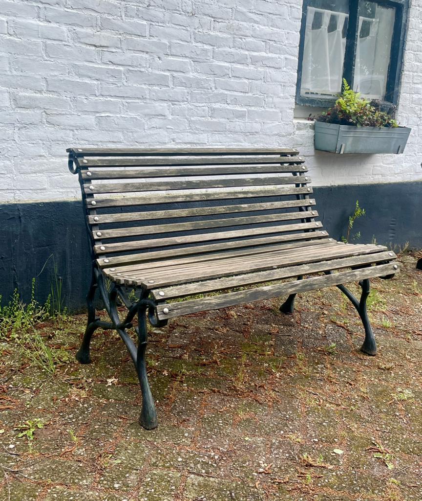 Vintage Tuinbank / parkbankje met gietijzeren frame, Ophalen, Gebruikt, Hout