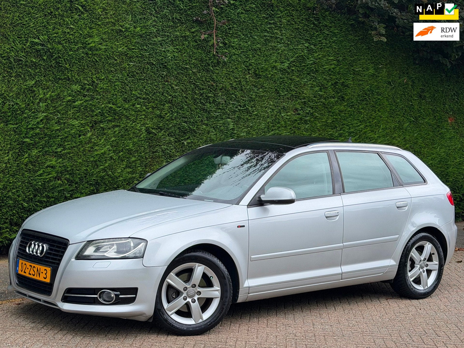 Audi A3 Sportback 1.2 TFSI Attraction RIJDGOED/PANO/XENON/AP, Auto's, Voorwielaandrijving, Euro 5, Stof, Gebruikt
