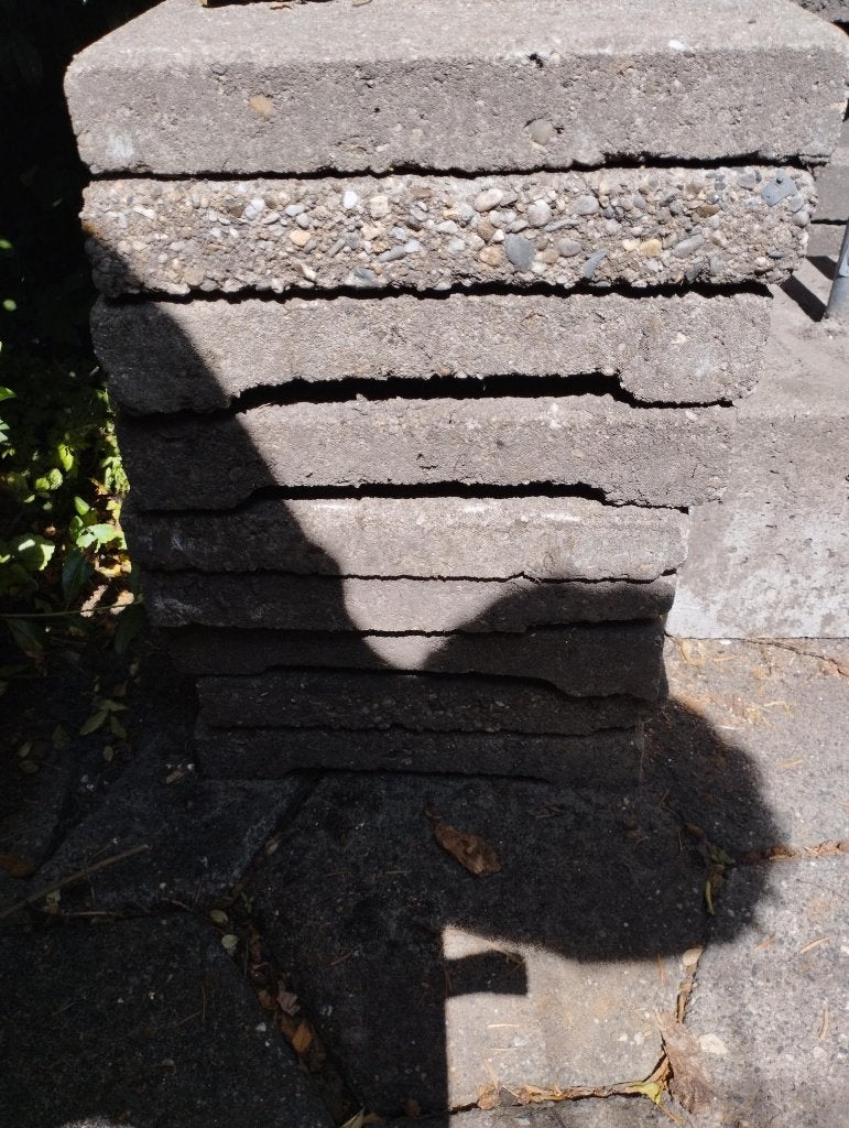 Tegels voor de tuin en fietsenstandaard, Tuin en Terras, Tegels en Klinkers, Ophalen, Gebruikt, 10 m² of meer, Beton