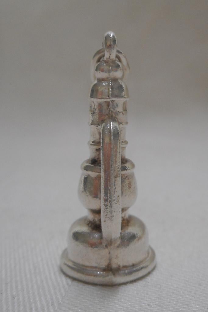 Zilveren vintage bedel olielamp nr.810, Overige merken, Verzenden, Zo goed als nieuw, 1 bedel